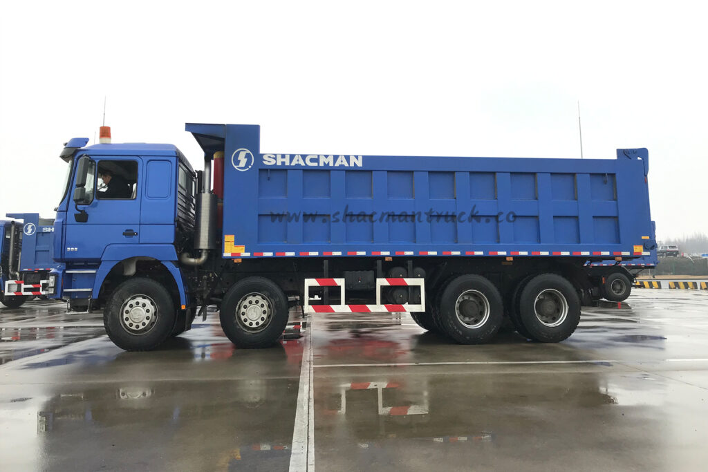 F3000 8×4 26cbm Tipper