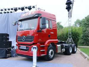 M3000 Tractor Truck