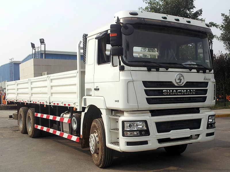 SHACMAN F3000 64 cargo truck with short side
