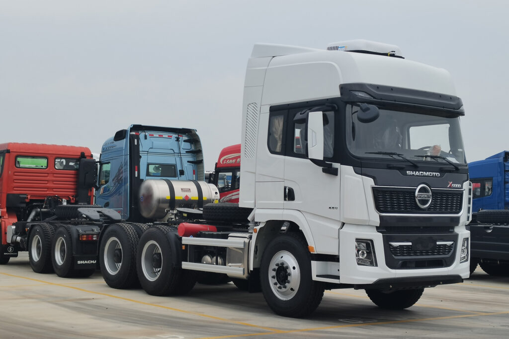 SHACMAN X5000 6×4 Tractor Truck-M13E5 560